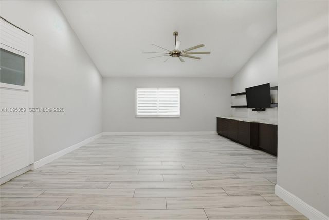 8230 SW 55th Ct, Davie, FL 33328