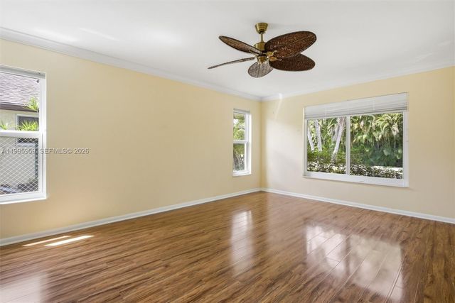 8230 SW 55th Ct, Davie, FL 33328