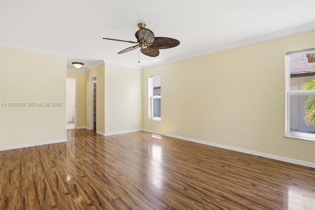 8230 SW 55th Ct, Davie, FL 33328