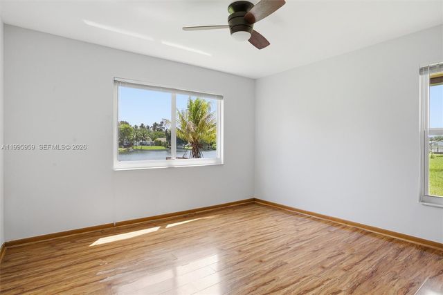 8230 SW 55th Ct, Davie, FL 33328