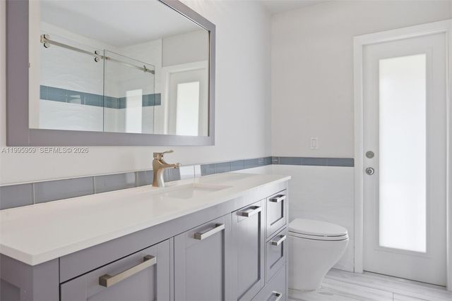 8230 SW 55th Ct, Davie, FL 33328