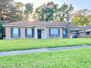 416 Orangewood Drive, Lafayette, LA 70503