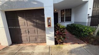 735 SW 148 Avenue 1711, Sunrise, FL 33325