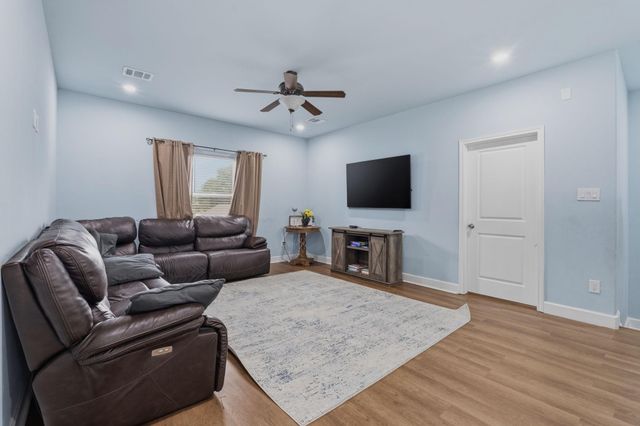 403 Laurel Timbers Drive, Houston, TX 77339
