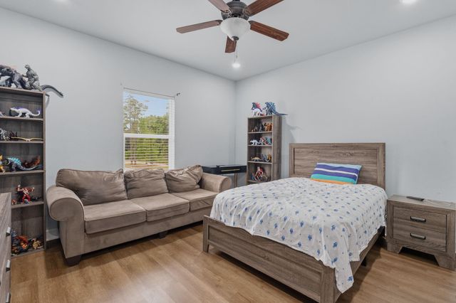 403 Laurel Timbers Drive, Houston, TX 77339