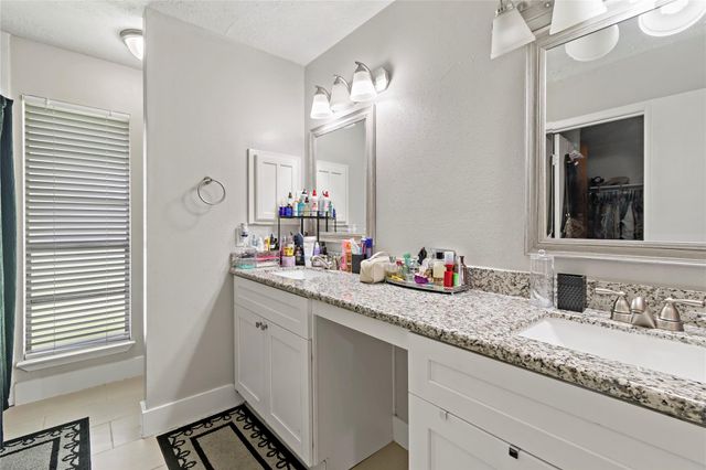 1910 E Navaho Trail, Katy, TX 77449