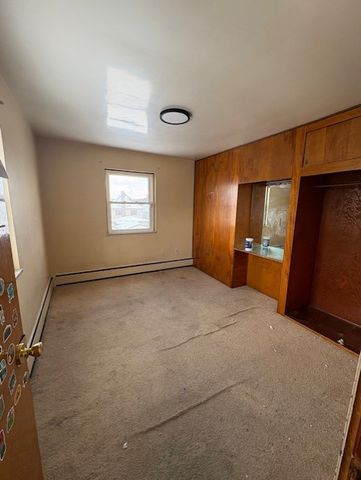 408 Franklin Ave, Ellwood City, PA 16117