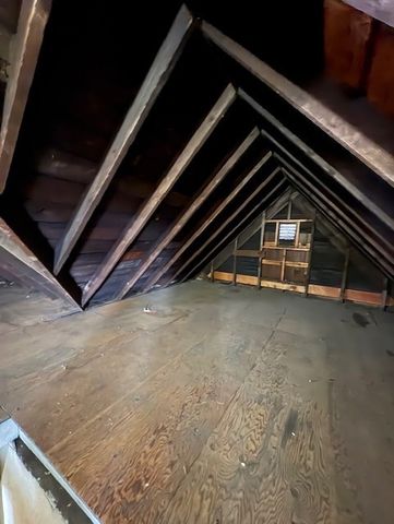 408 Franklin Ave, Ellwood City, PA 16117