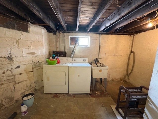 408 Franklin Ave, Ellwood City, PA 16117