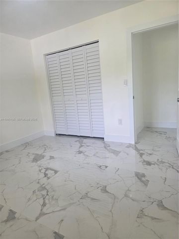 443 NW 23rd Pl 0, Miami, FL 33125