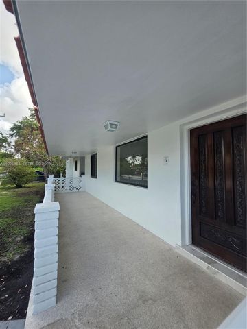 443 NW 23rd Pl 0, Miami, FL 33125