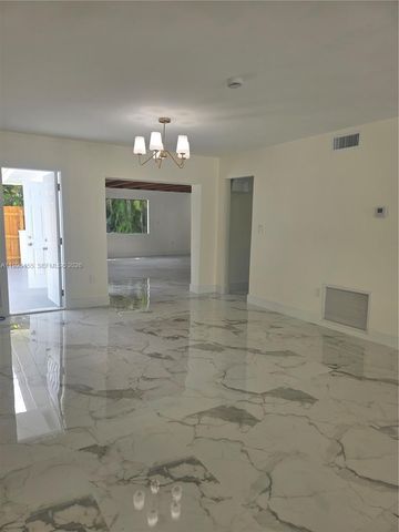 443 NW 23rd Pl 0, Miami, FL 33125
