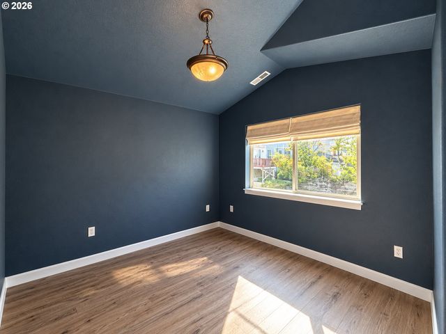1979 Ne 48TH Way 7C, Hillsboro, OR 97124