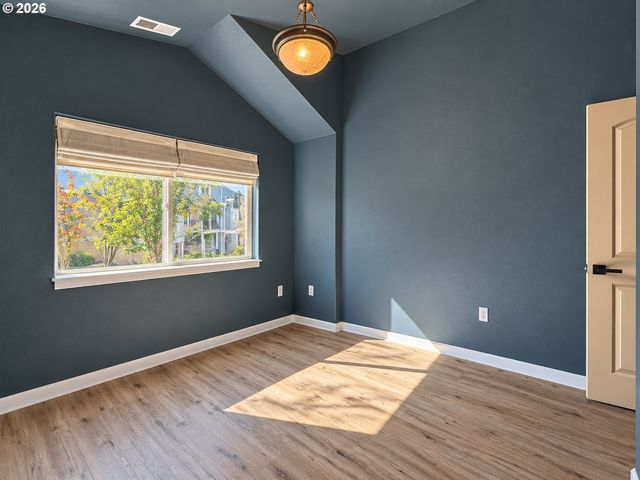 1979 Ne 48TH Way 7C, Hillsboro, OR 97124