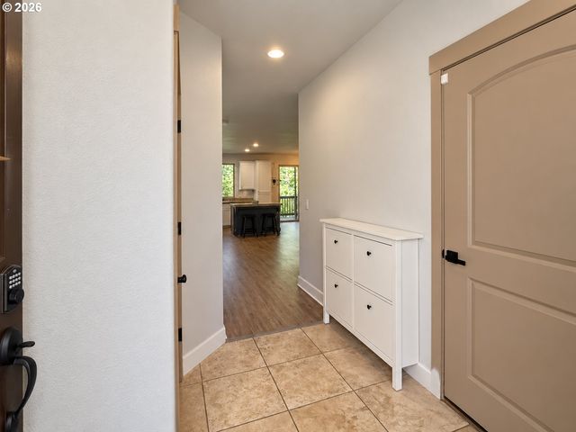 1979 Ne 48TH Way 7C, Hillsboro, OR 97124