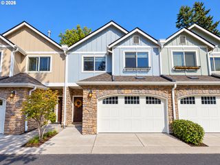1979 Ne 48TH Way 7C, Hillsboro, OR 97124