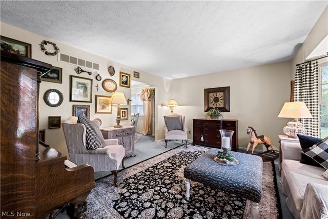 1200 Crackel Road, Aurora, OH 44202