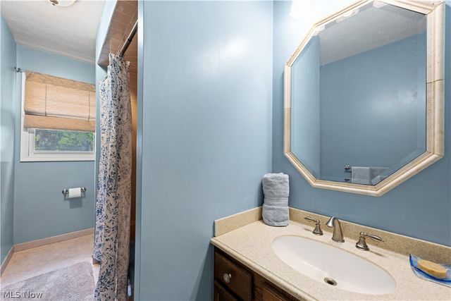 1200 Crackel Road, Aurora, OH 44202