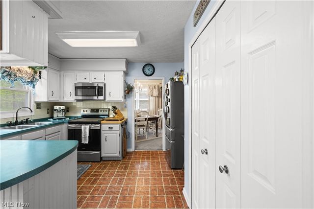 1200 Crackel Road, Aurora, OH 44202