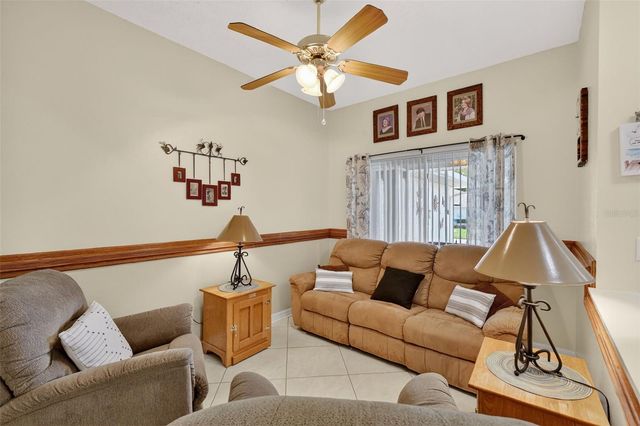 21811 KING HENRY AVENUE, Leesburg, FL 34748