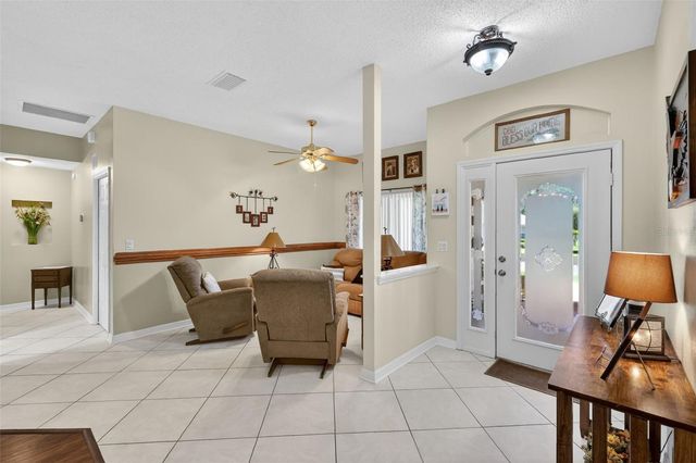 21811 KING HENRY AVENUE, Leesburg, FL 34748