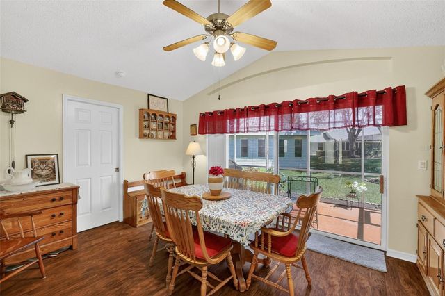 21811 KING HENRY AVENUE, Leesburg, FL 34748