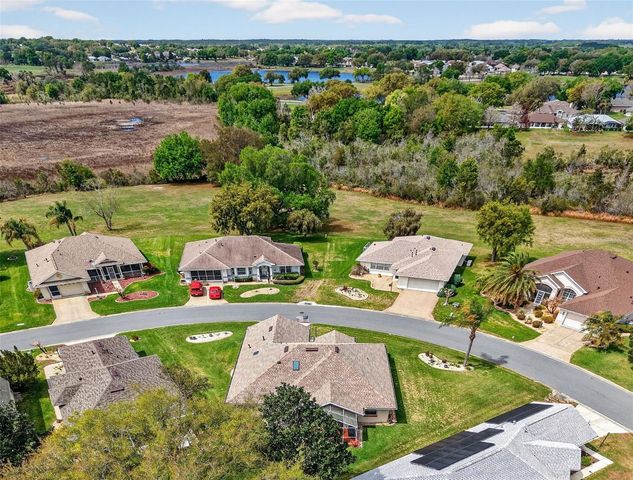 21811 KING HENRY AVENUE, Leesburg, FL 34748