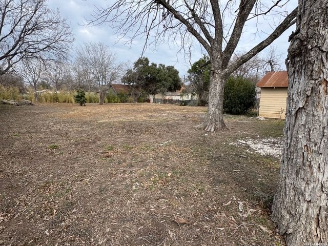 243 Gladstone, San Antonio, TX 78214