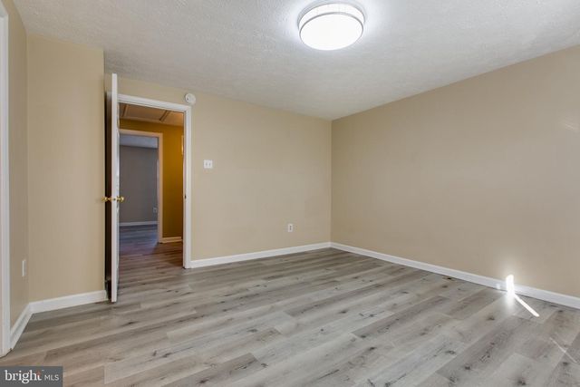 7805 EDMUNDS WAY, Elkridge, MD 21075