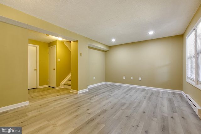 7805 EDMUNDS WAY, Elkridge, MD 21075