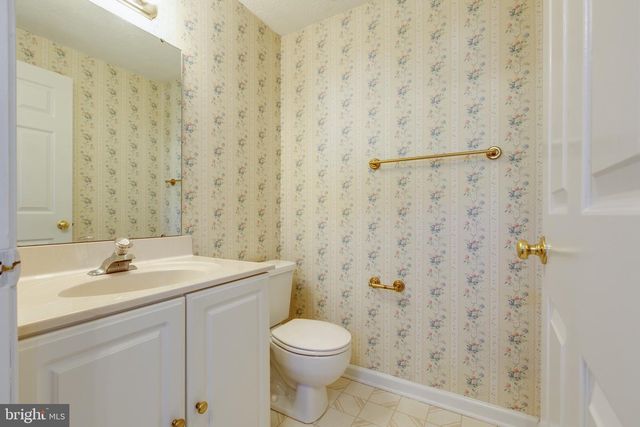 7805 EDMUNDS WAY, Elkridge, MD 21075