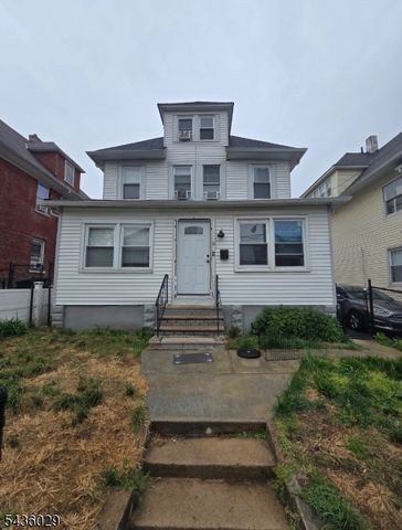 9 White Ter, Newark City, NJ 07108
