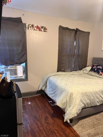 9 White Ter, Newark City, NJ 07108