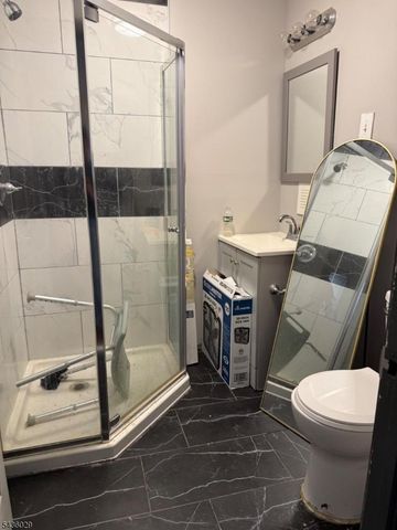 9 White Ter, Newark City, NJ 07108