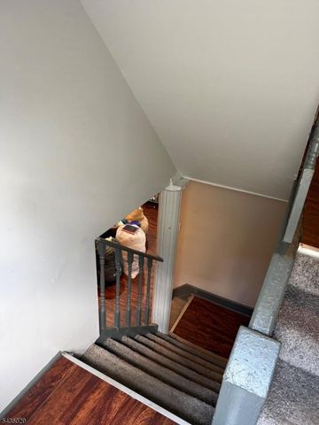 9 White Ter, Newark City, NJ 07108