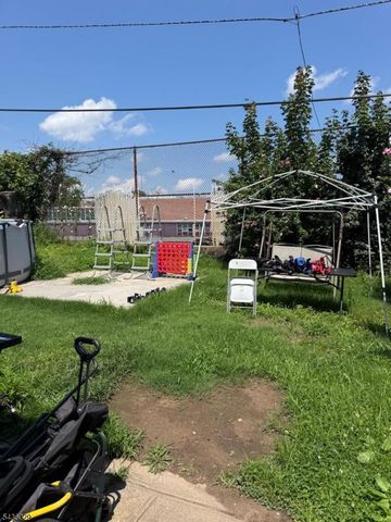 9 White Ter, Newark City, NJ 07108