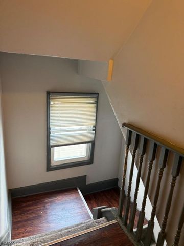 9 White Ter, Newark City, NJ 07108