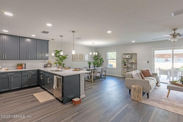 1205 JEWELSTONE Lane, Jacksonville, FL 32221