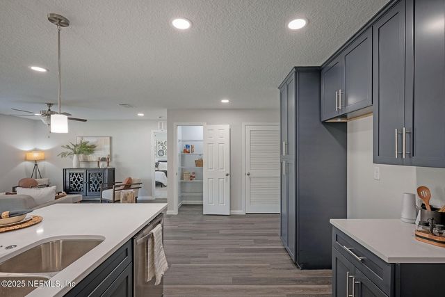 1205 JEWELSTONE Lane, Jacksonville, FL 32221