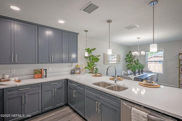 1205 JEWELSTONE Lane, Jacksonville, FL 32221