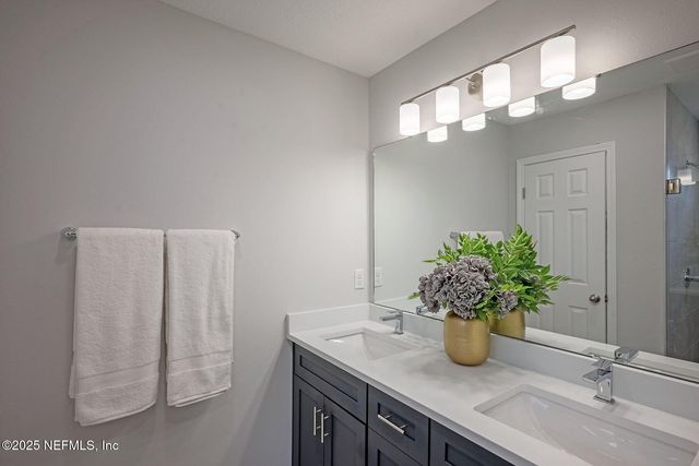 1205 JEWELSTONE Lane, Jacksonville, FL 32221