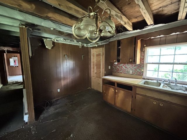 215 McClellan Ave, Cookeville, TN 38501