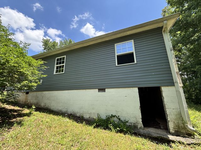 215 McClellan Ave, Cookeville, TN 38501