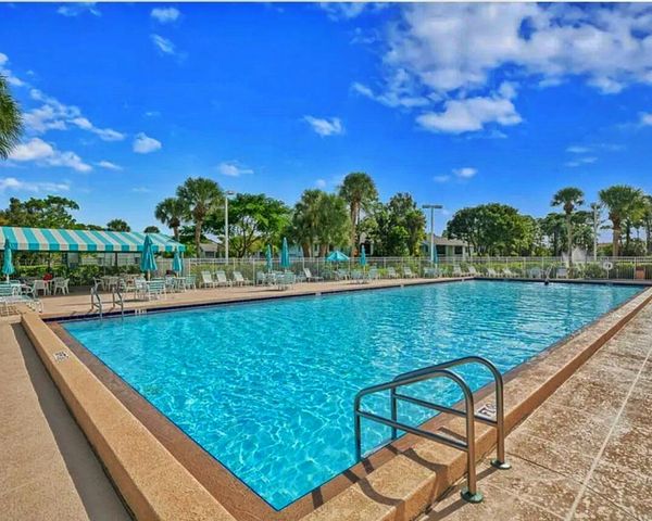 2601 NE 3rd Court 410, Boynton Beach, FL 33435