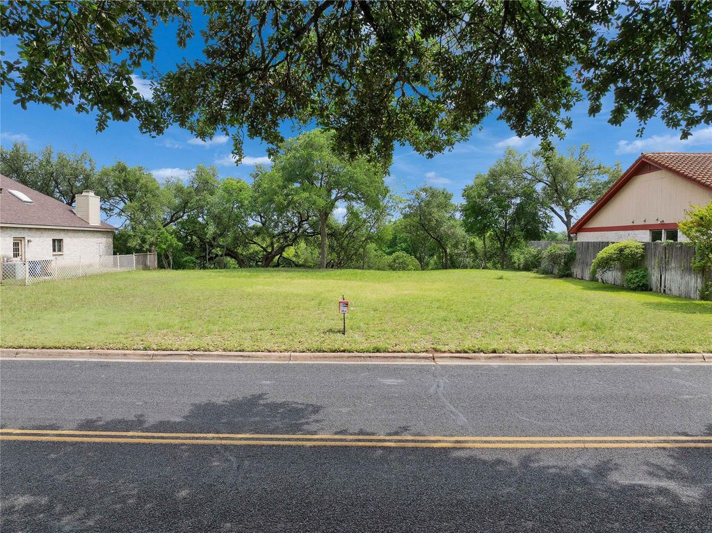 10305 La Costa DR, Austin, TX 78747