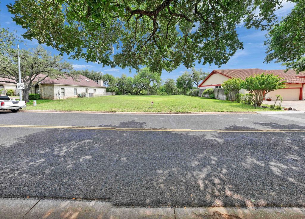 10305 La Costa DR, Austin, TX 78747