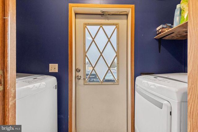 14 JUNCTION RD, Millersburg, PA 17061