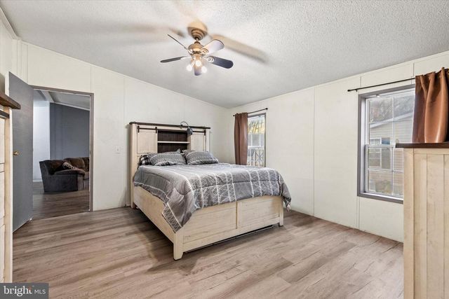 14 JUNCTION RD, Millersburg, PA 17061