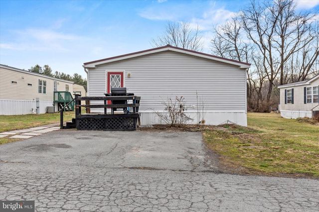 14 JUNCTION RD, Millersburg, PA 17061