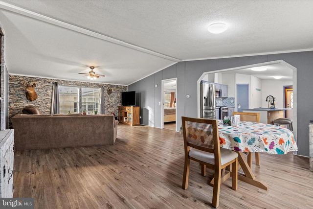 14 JUNCTION RD, Millersburg, PA 17061